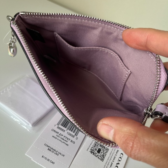 Coach wristlet🎈🎈